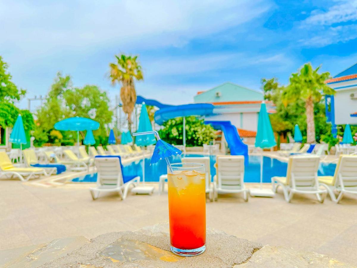 Zehra Tatil Koeyue Hotel Oludeniz Exterior foto